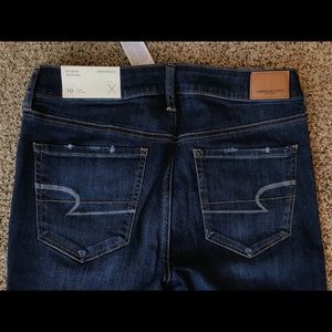 NWT American Eagle High Rise Jegging 10 Short